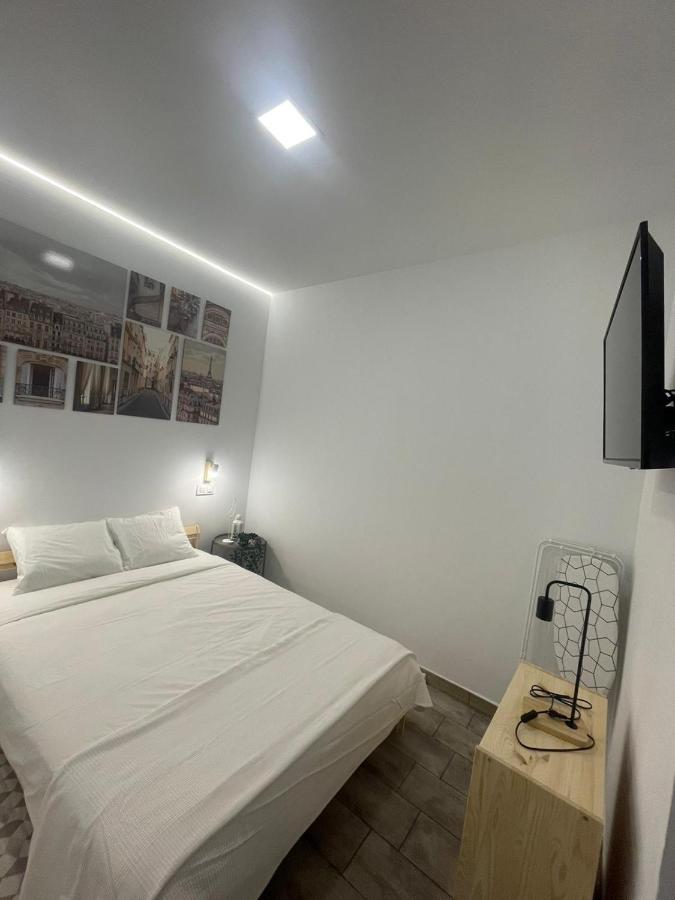 Apartamentos Jap Villaamil Madri Exterior foto