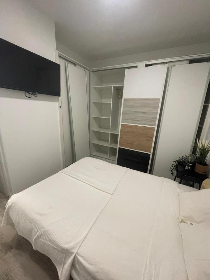 Apartamentos Jap Villaamil Madri Exterior foto