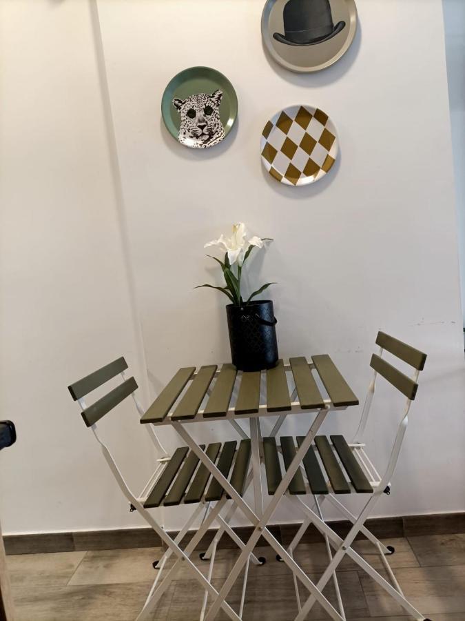 Apartamentos Jap Villaamil Madri Exterior foto